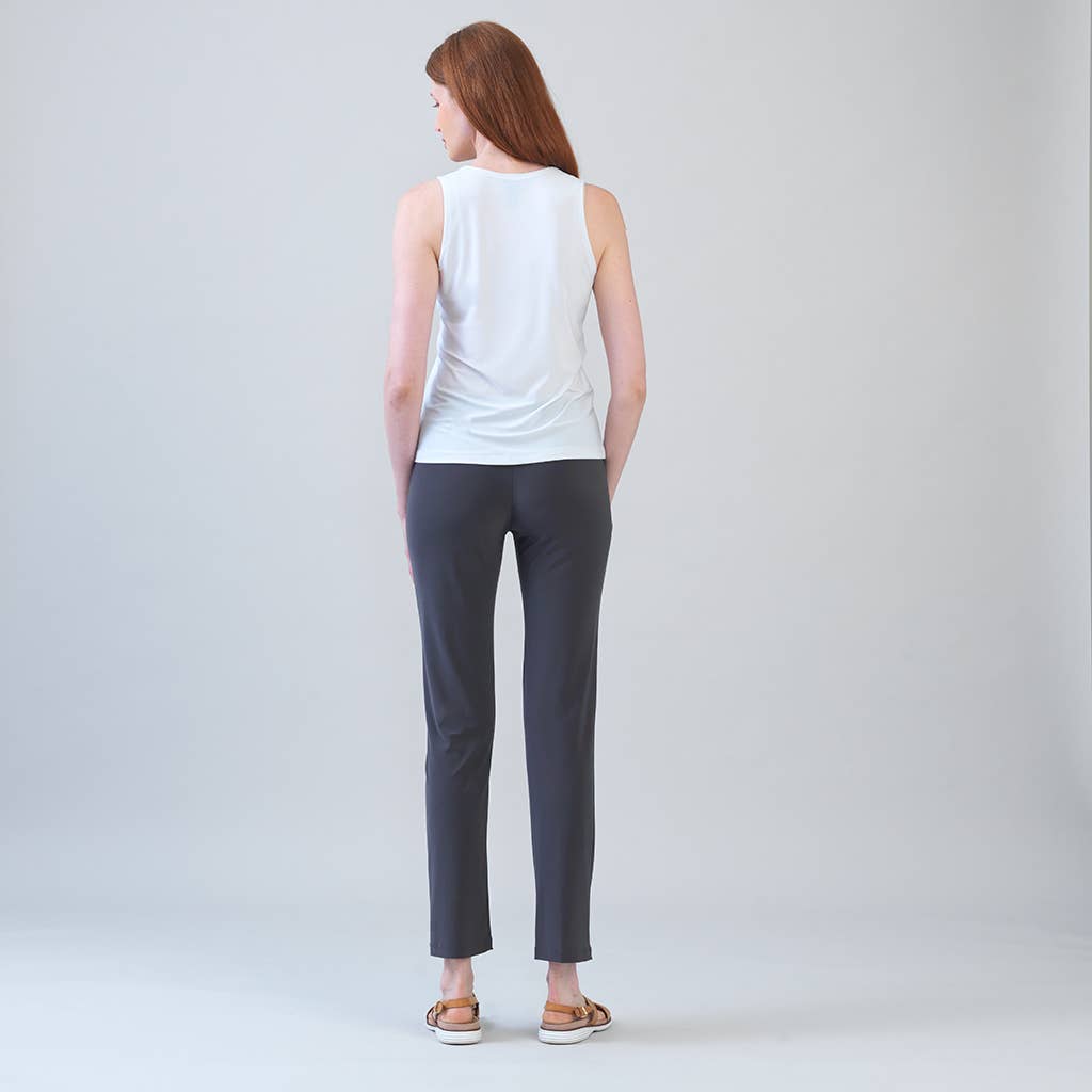 Clara Sunwoo - Wholesale Broek - Dames - 3PT - Kenmerkende broek met rechte pijpen18