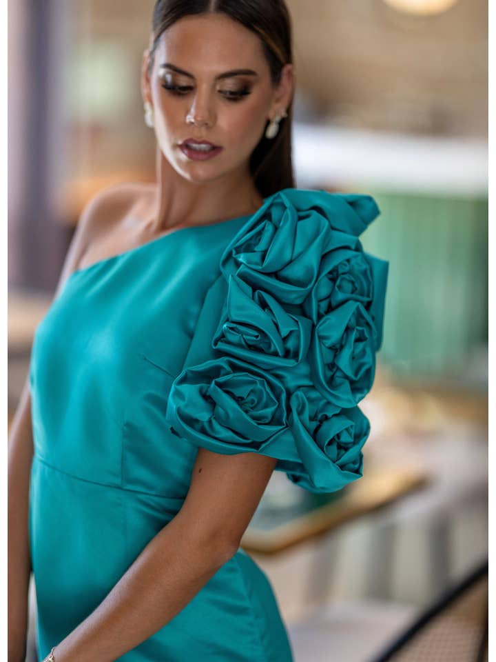 MAUÎ OFFICIAL Atelier - Wholesale Jurk - Dames - Aqua groene gestructureerde midi-jurk met asymmetrische halslijn4