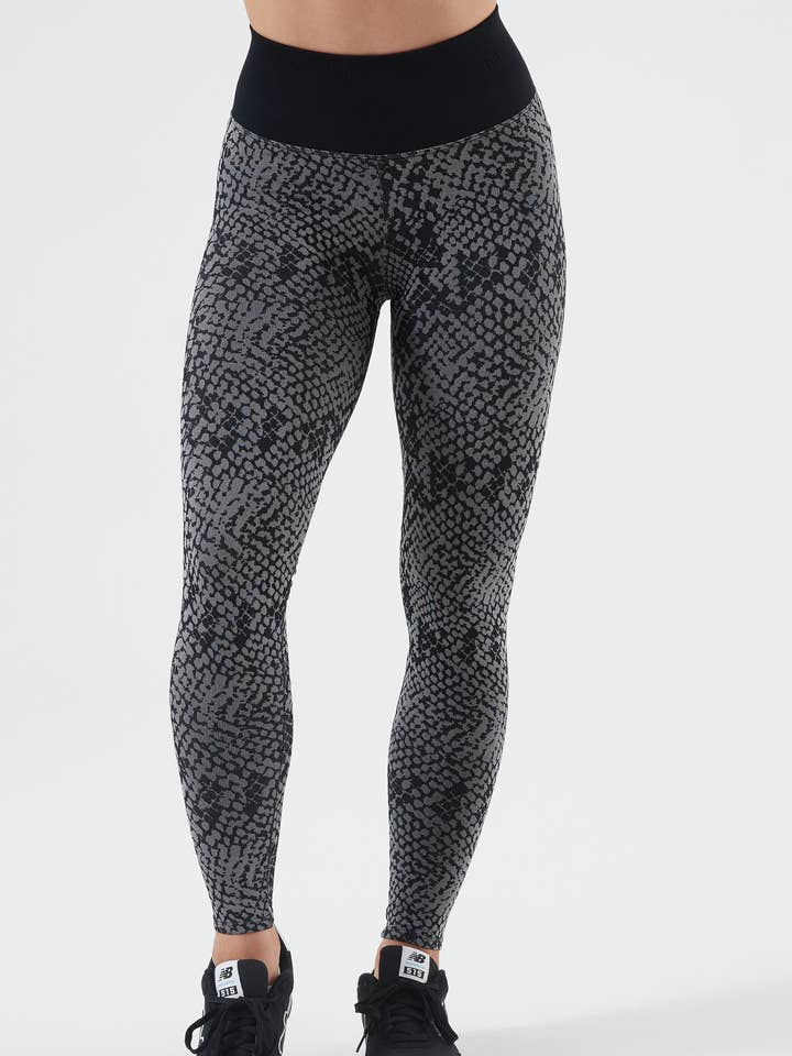 Legging Snake Charmer pour la vente par Nux Active