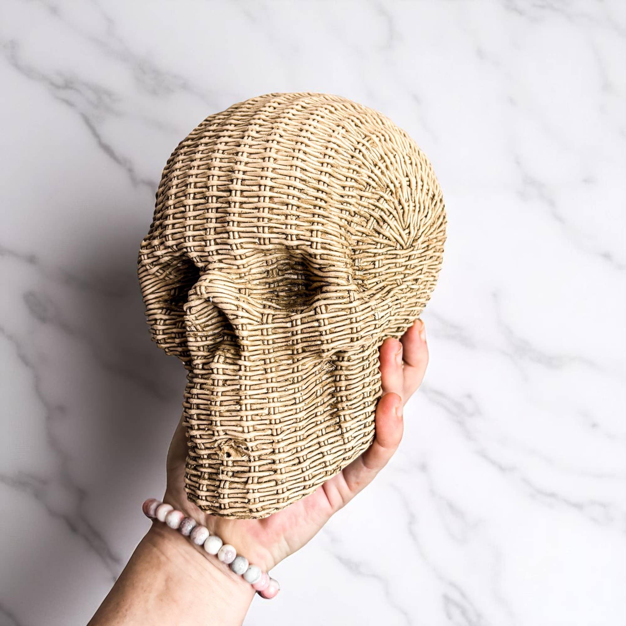 Gia Roma - Wholesale Decorative Figurine - Resin Skull Statue Rattan Halloween Gothic Home Decor Unique56