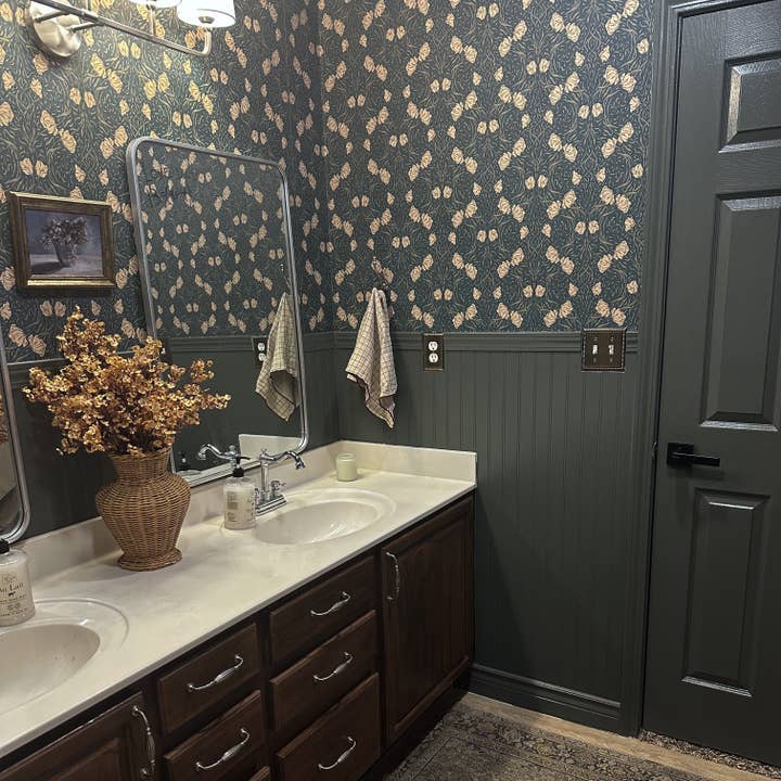 Amberly Behang door Aubrey Fairchild voor wholesale door Loomwell Home Goods