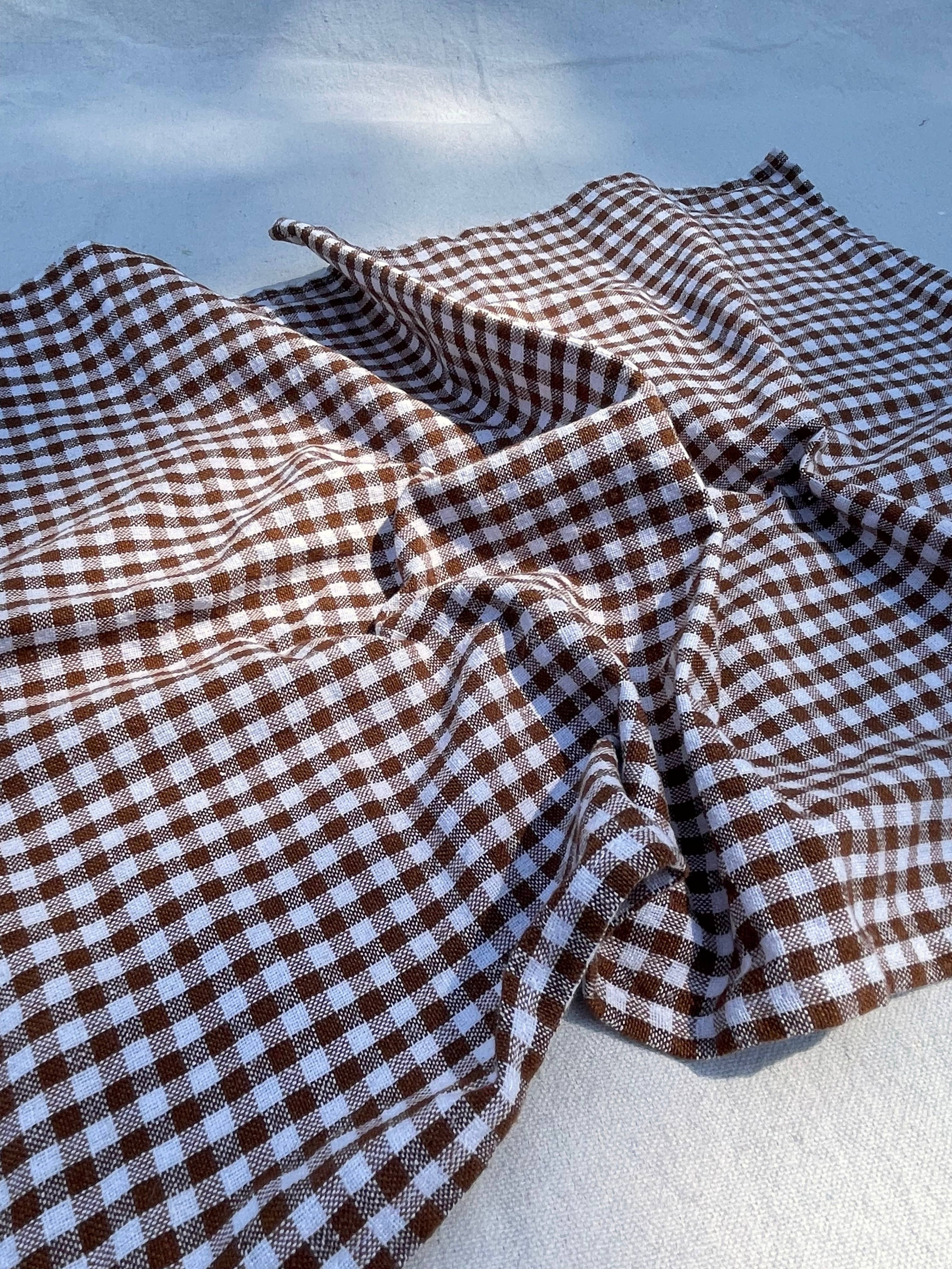 Parekh Bugbee – wholesale Tea towel – Organic Cotton Gingham Kitchen Towel - Chocolate3