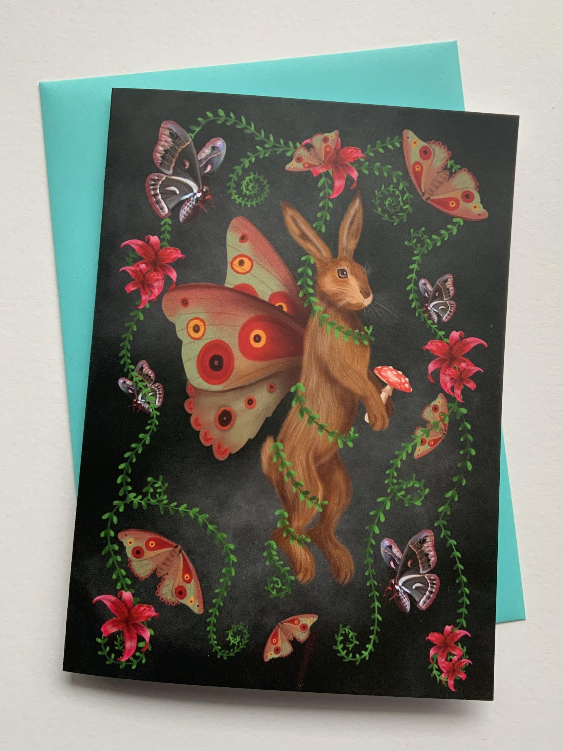 Crimson Finch – Großhandel Grußkarten für den Alltag – An einem Sommernachmittag. Woodland Hare Butterfly Grußkarte1