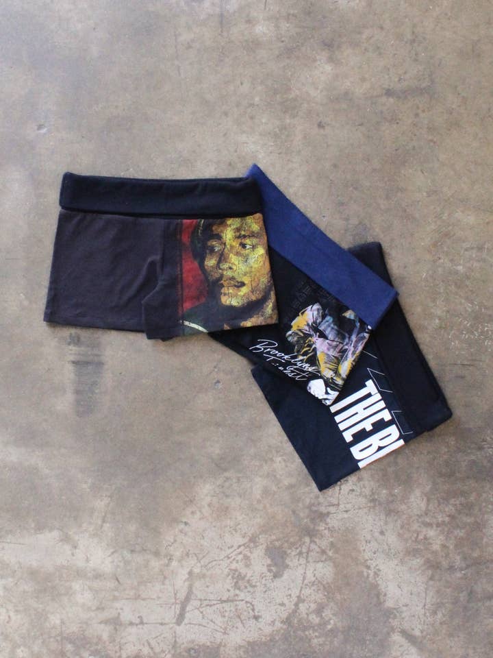 Fold Over Music Graphic Tee Short Bundle for wholesale by American Recycled Clothing