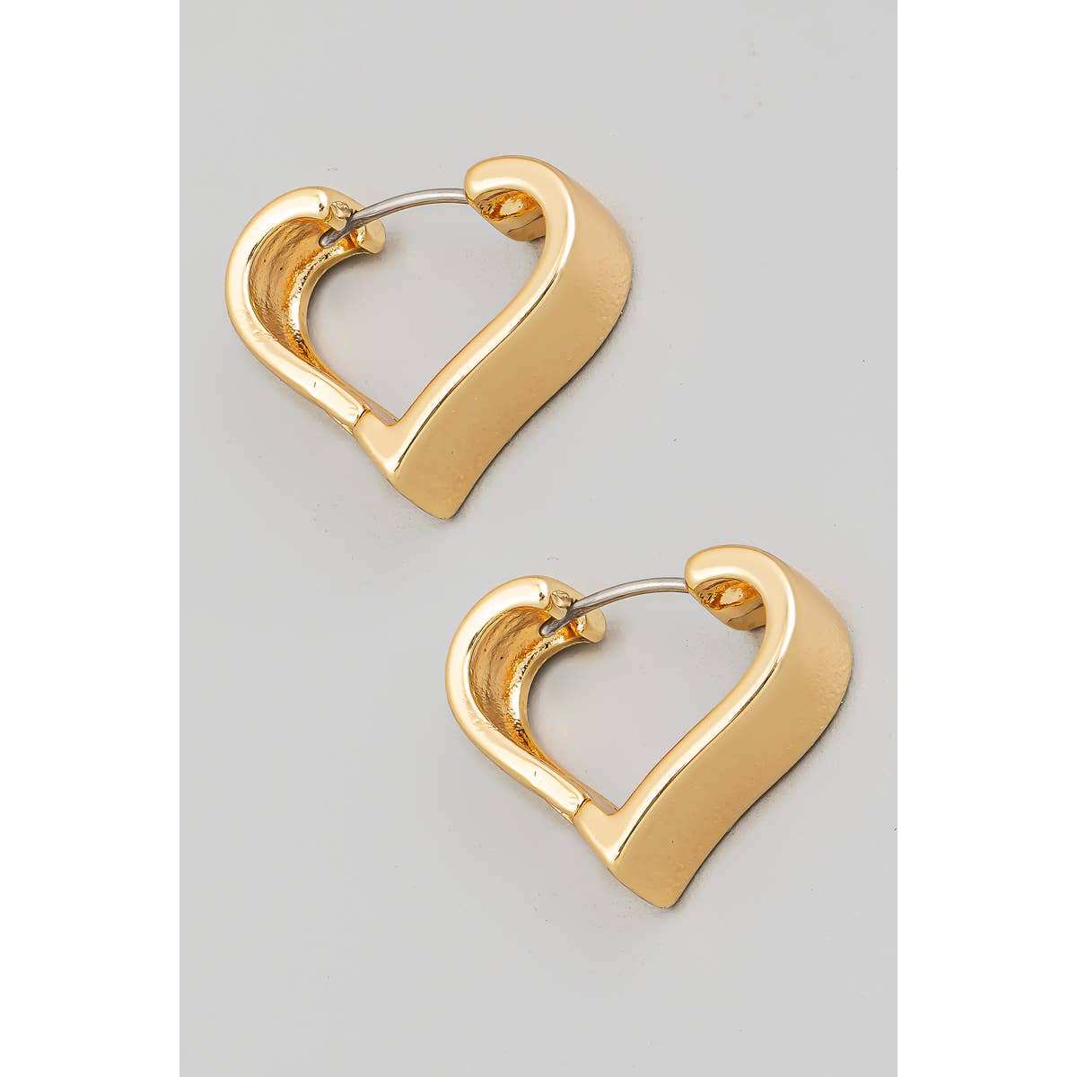 The Looks by Fame Accessories – wholesale Hoop earrings – Mini Heart Latch Hoop Earrings
