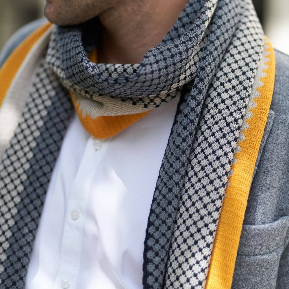 MAISON BONNEFOY - Vendita all'ingrosso Sciarpa - Uomo - Sciarpa in lana Sylvestre con motivo originale e linee audaci5