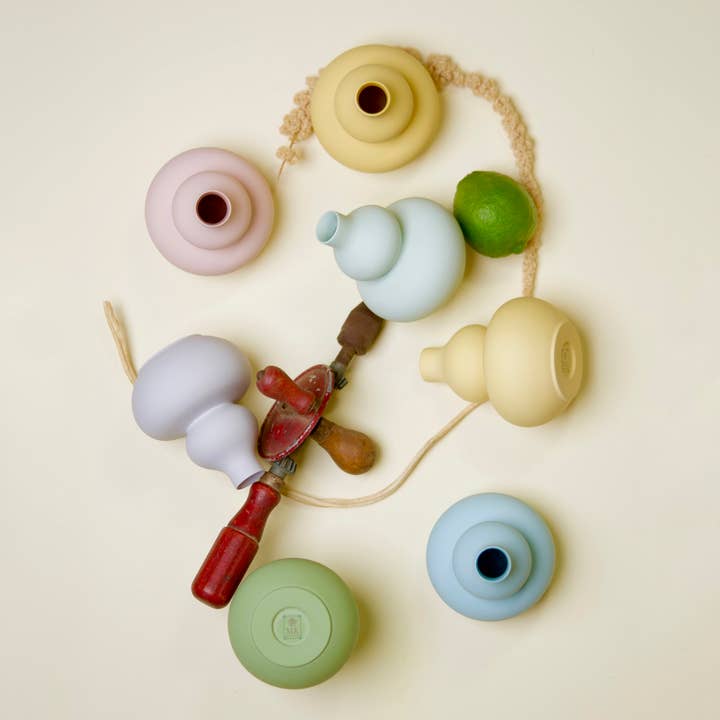 Middle Kingdom - Wholesale Vase - Matte Porcelain Mini Double Gourd Vase
