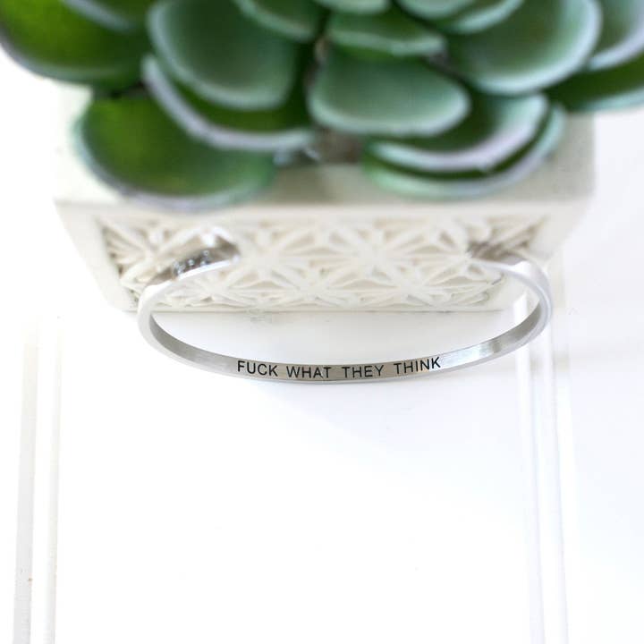 FODA-TE O QUE PENSAM - Bangle Design por atacado de Glass House Goods
