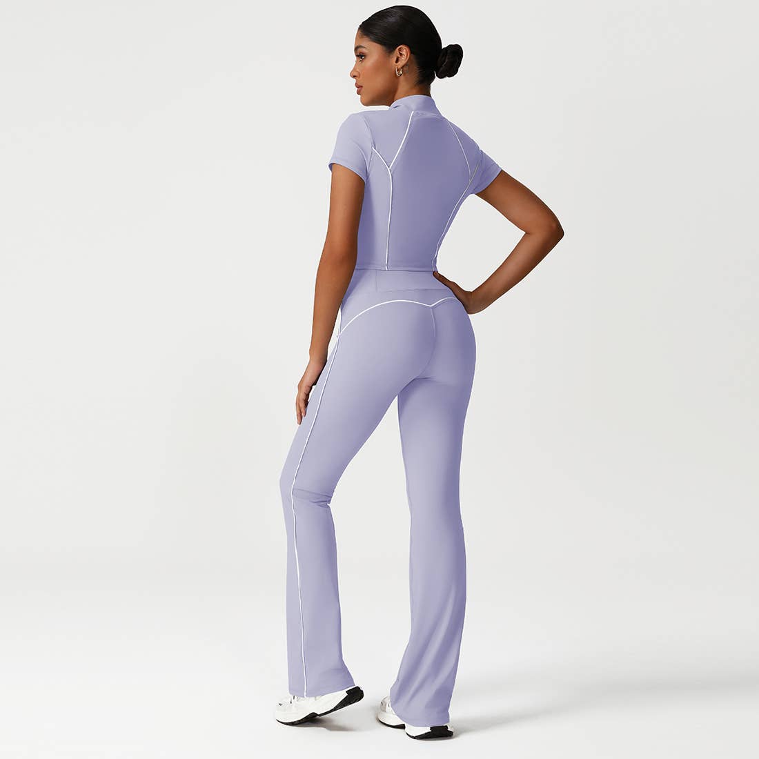 Sodalemon – Engroshandel Activewear-sæt – til kvinder – Sømløst Højtaljet Yogasæt: Jakke + Udsvingede Leggings4