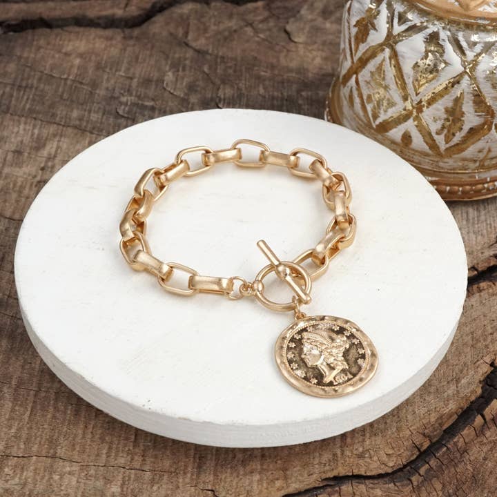 PennyLine inc - Vente Bracelets à breloques/pendentifs - Bracelet à maillons avec fermoir à bascule et breloque pièce – Urban Token2