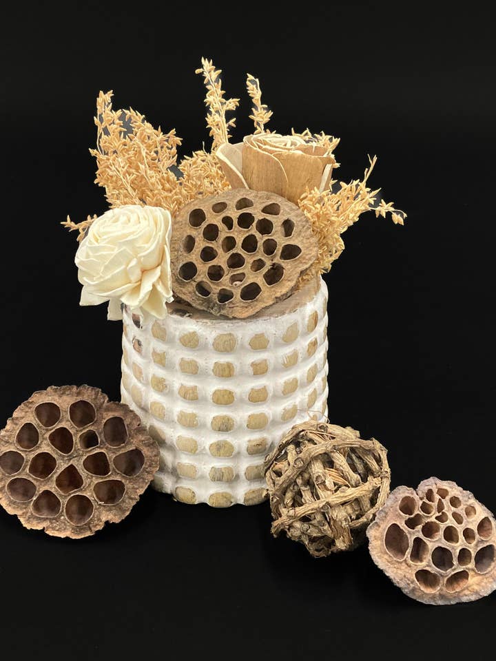 White Checkered Vase 5x5x4.25in for wholesale by Wholesale Home Decor