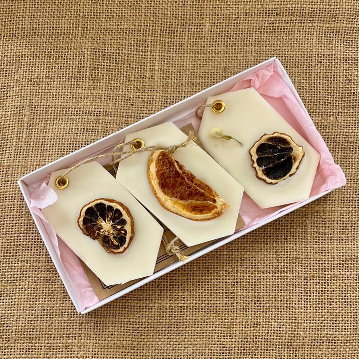 Kourage & co - Wholesale Air freshener - Scented Wax Tablet Gift Box4