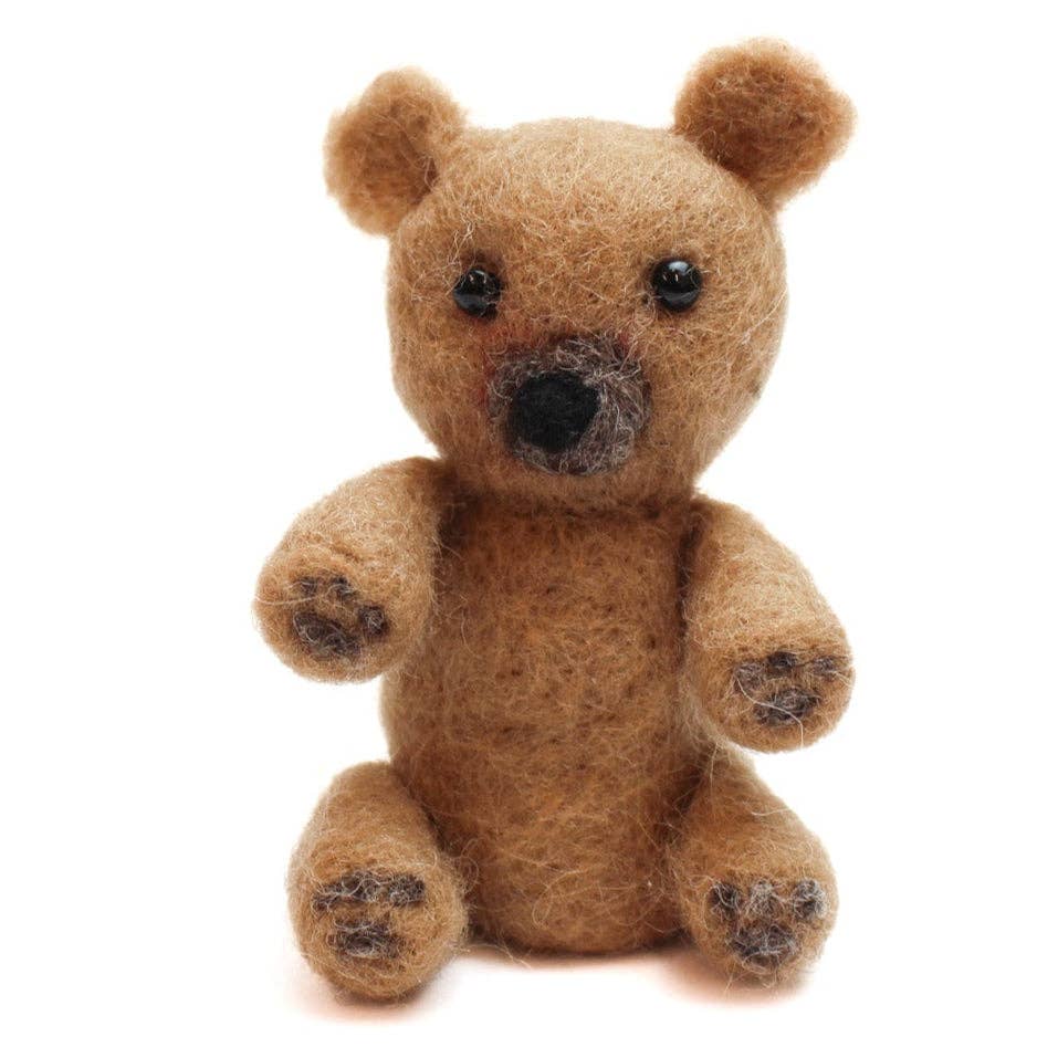 The Makerss – wholesale Craft sewing kit – Papa Cuddle Small Needle Felt Kit1