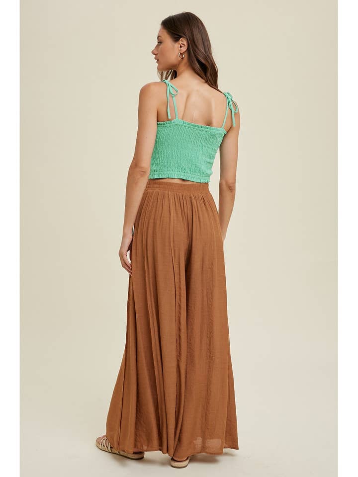 Wishlist Apparel – Großhandel Strickoberteil – Damen – CROSSOVER-MINI-MODELL MIT GESMOKTEM CROSSOVER-SCHNITT/WL23-834315