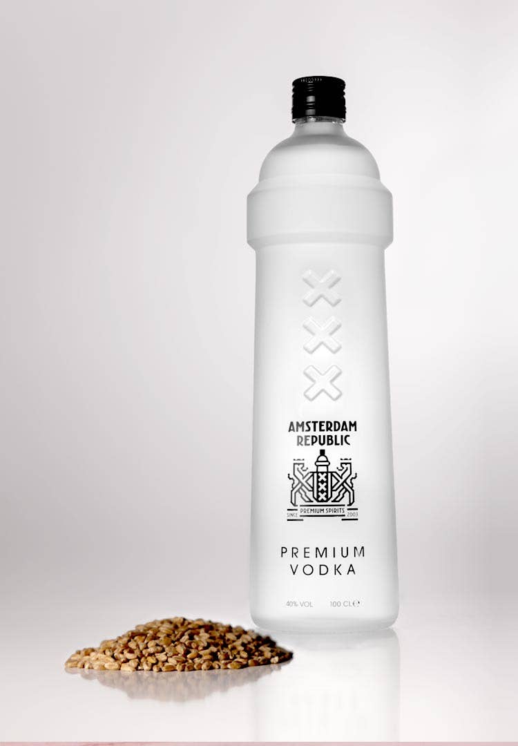 Amsterdam Republic - Wholesale Vodka - UNIQUE PREMIUM VODKA FROM AMSTERDAM2