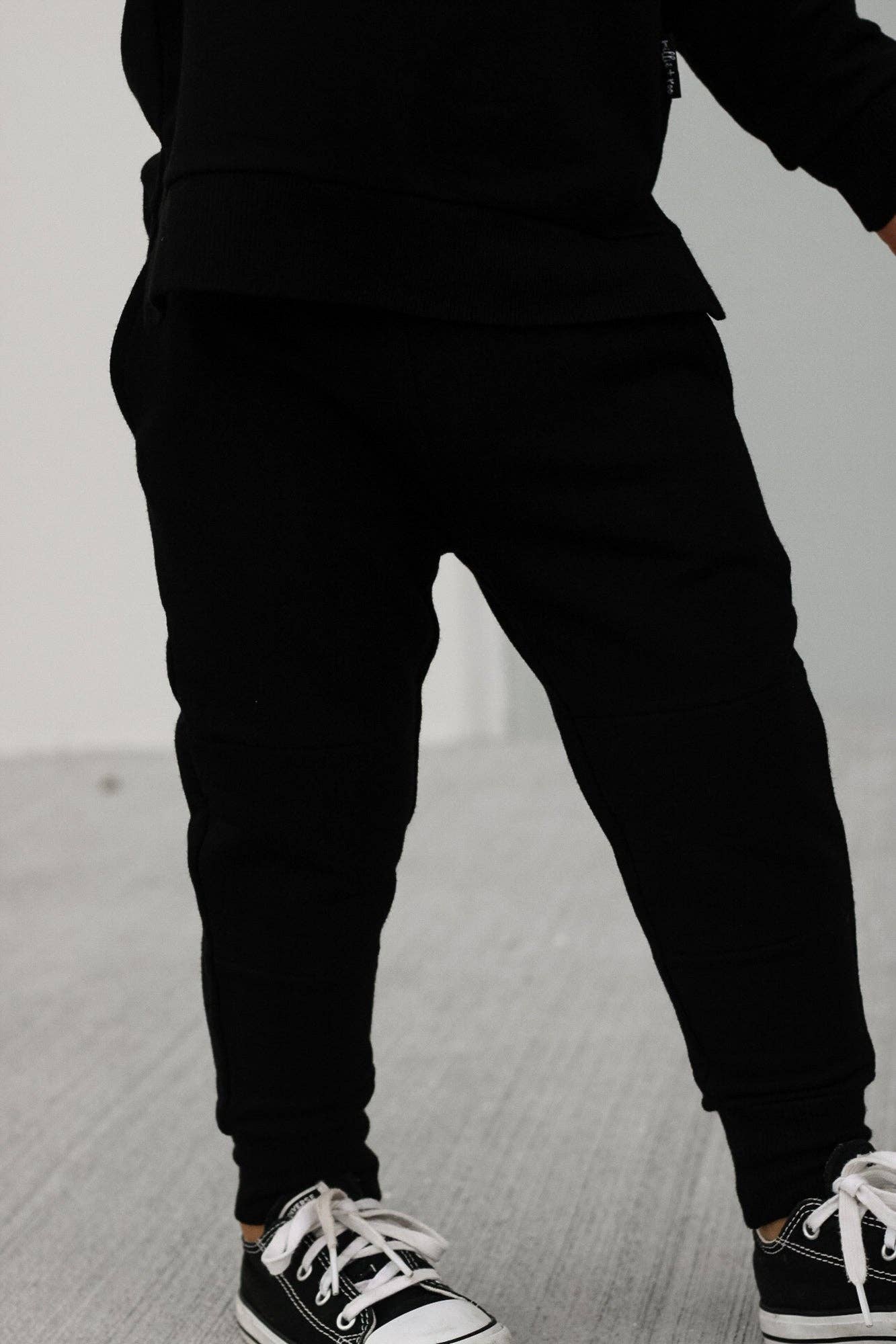 millie + roo LLC - Wholesale Lounge Sweatpants/Joggers - Kids - JOGGERS- Black Bamboo French Terry14