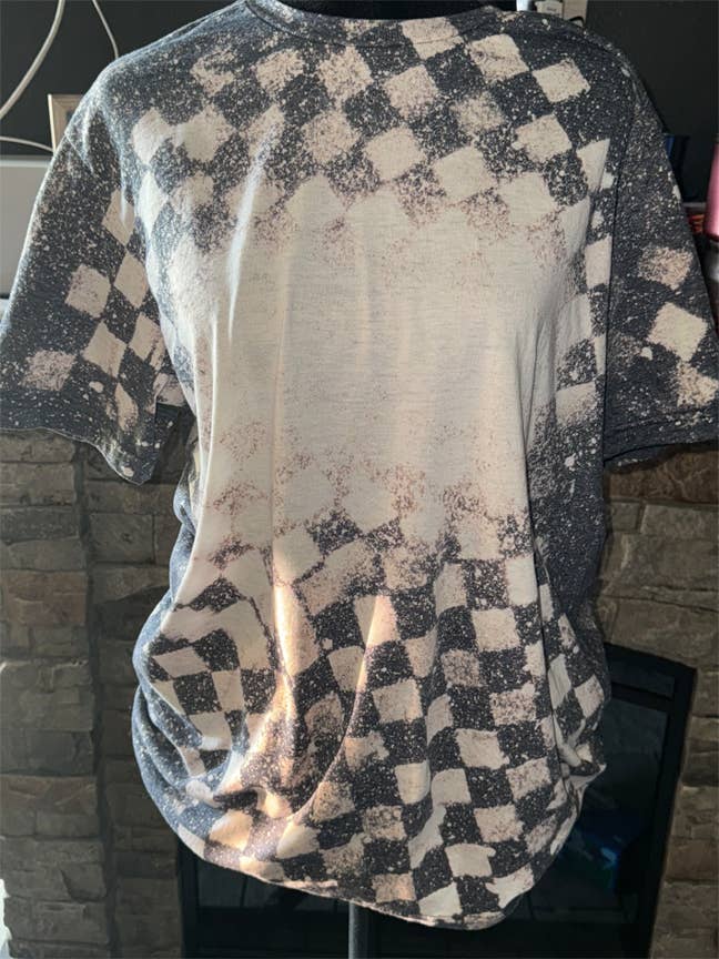 Southern Charm Boutique - Wholesale T-shirt – women's - Blank Checkered Bleached Tee1