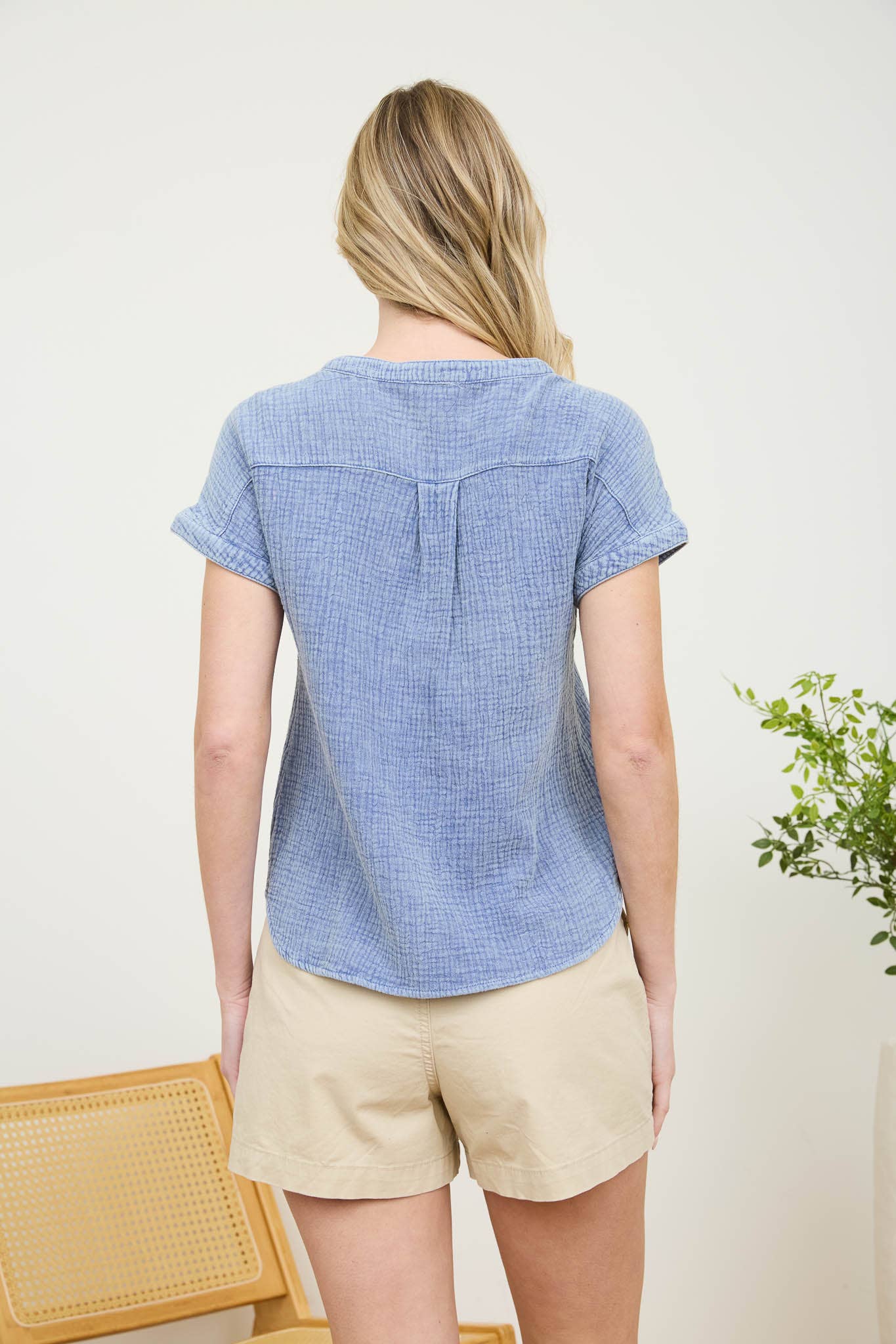 SHORT SLEEVE HENLEY CHAMBRAY TOP for wholesale on Faire1