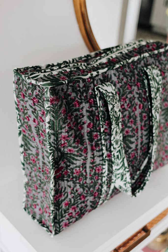 Crowned Free - Wholesale Tote Bag - Women's - Moss and Petal Quilted Market Bag1