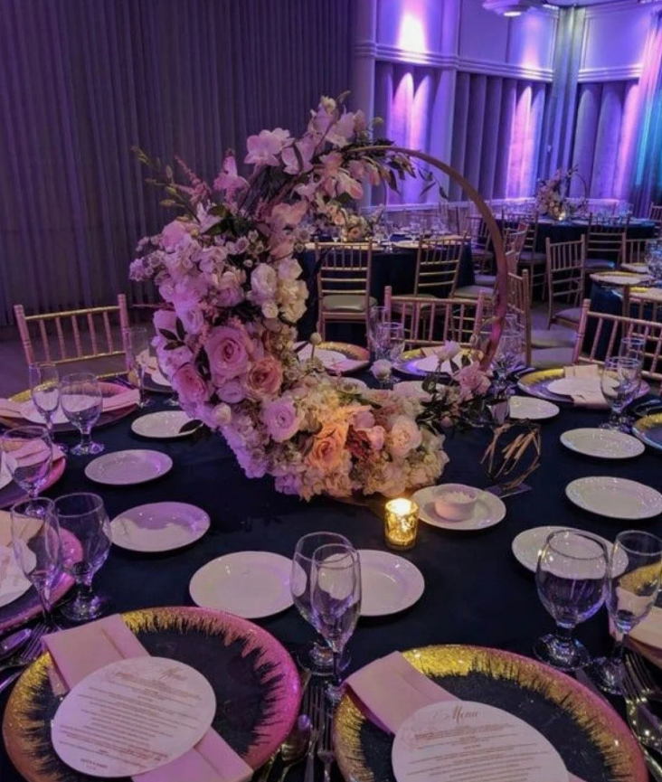 Sweet Home Deco - Vente Décorations de table - Centre de table rond en métal de 24 po/arche ronde en forme de lune dorée2