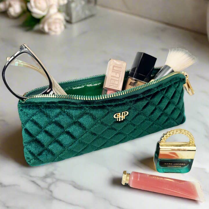 PurseN (new) - Wholesale Makeup/Cosmetic Bag - Sleek Stash Go-To-Case - Emerald Velvet1