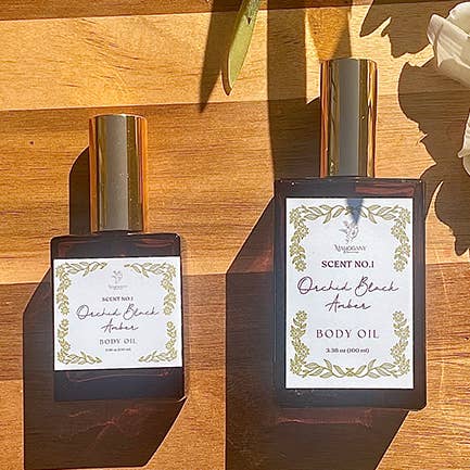 Huile pour le corps Orchidée Noire Ambre pour la vente par Mahogany Dreams