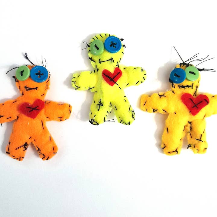 SUPERAWWWSOME – wholesale Decorative tabletop object – Mini VooDoo dolls, Tiny Voo doo dolls, Halloween decor, Felt5
