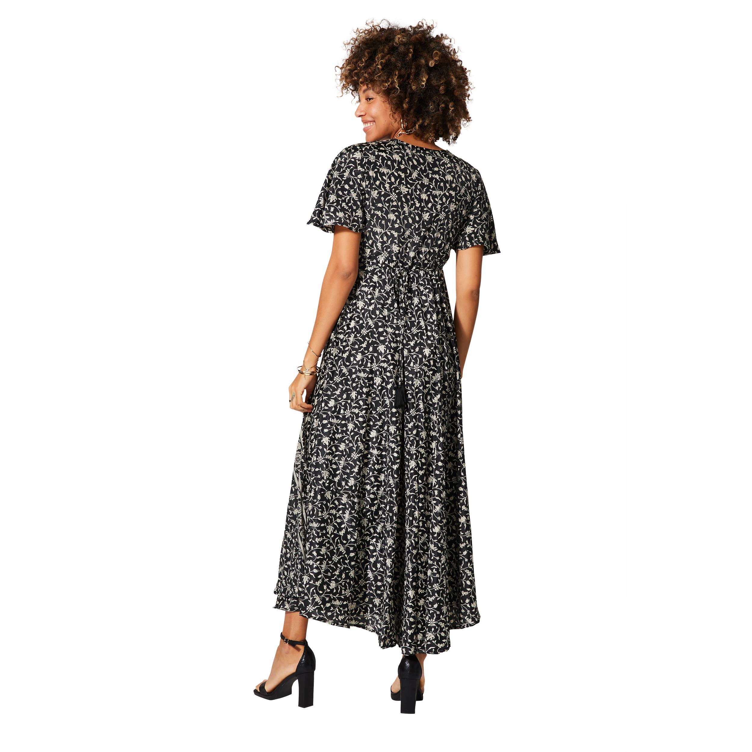 Aller Simplement – Engroshandel Kjole - Dame – Lang sommerkjole med korte ærmer1