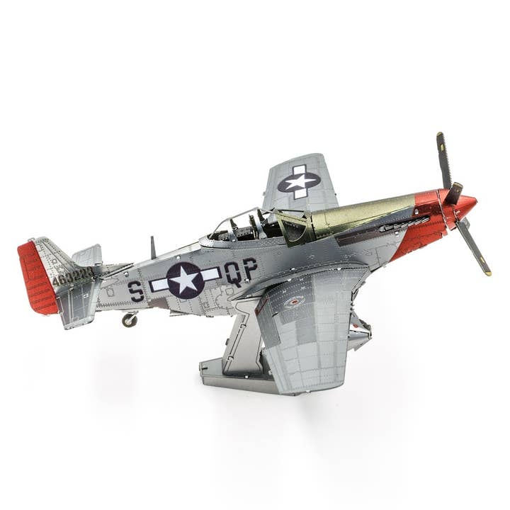 Metal Earth - Wholesale Decorative Figurine - Mustang P51D "Sweet Arlene" - Color