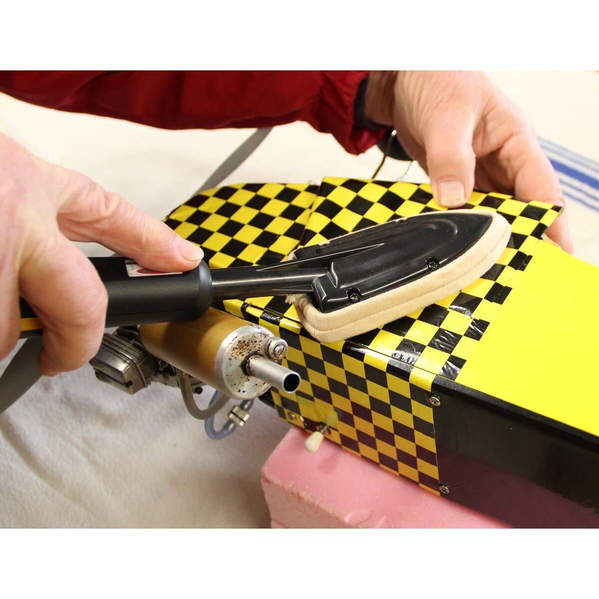 mhw24 - Wholesale Keukenapparaat - Digi control foliestrijkijzer met digitaal scherm en temperatuurregeling8