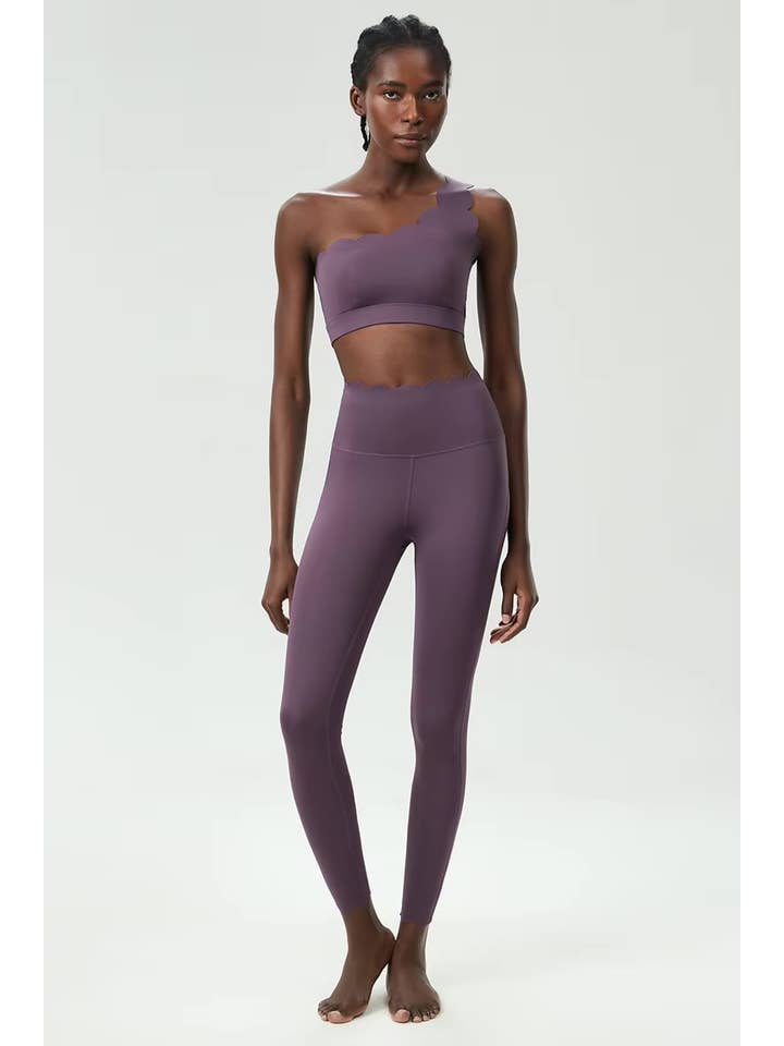 Belsize Activewear – Großhandel Sportbekleidungsset – Damen – Scallop Activewear-Set Pilates-, Yoga- & Fitness-Outfit4