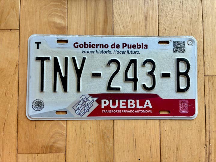 Matrícula de Puebla 2020 para venta al por mayor de RusticPlates