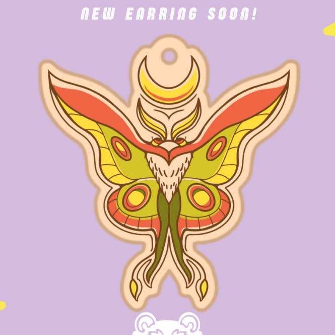 Boucles d'oreilles pendantes en bois Celestial Moth pour la vente par Owlybear Art