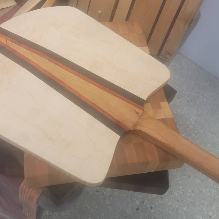 Roots to Branches Inc. - Wholesale Pizza Board - Pizza Peels