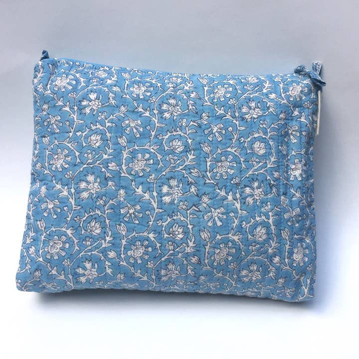 Mehera Shaw – wholesale Make-up/cosmetic bag – Cosmetics Bag - Compact - Quilted Hand Block Print Cotton10