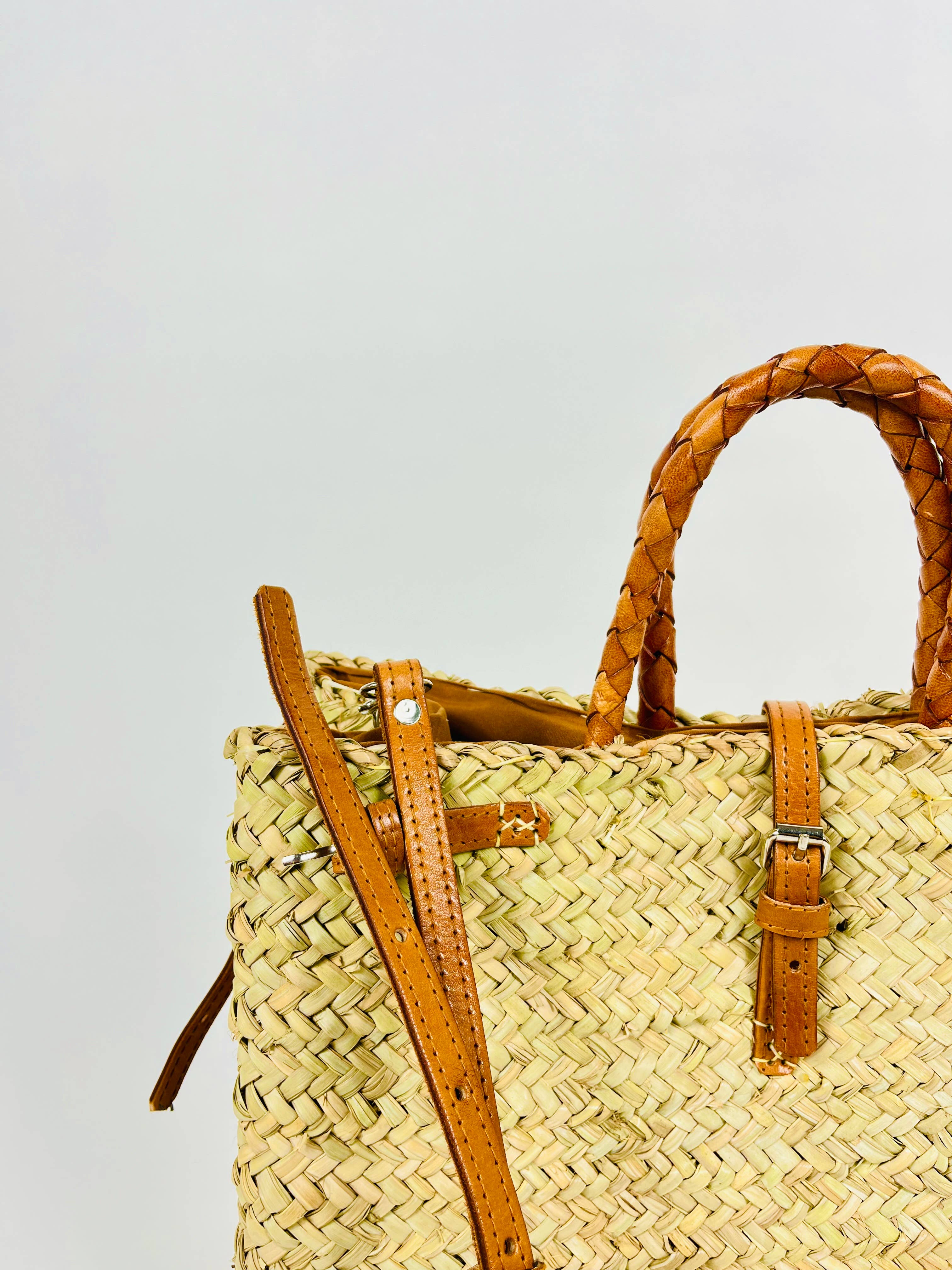 Mikwi – wholesale Korg – Fransk marknadskorg med dubbla remmar i läder11