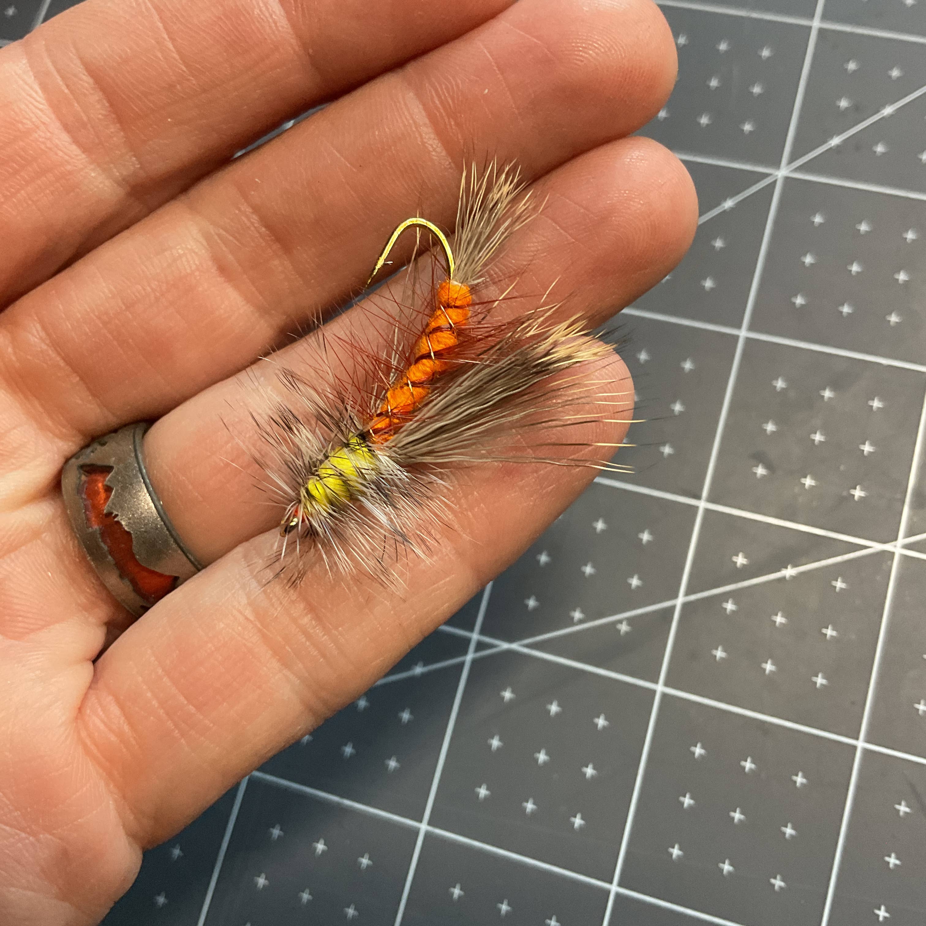 National Parks and Beyond - Wholesale Sporting Accessories - Fly Fishing Flies Set of 2, Size 4 and 612