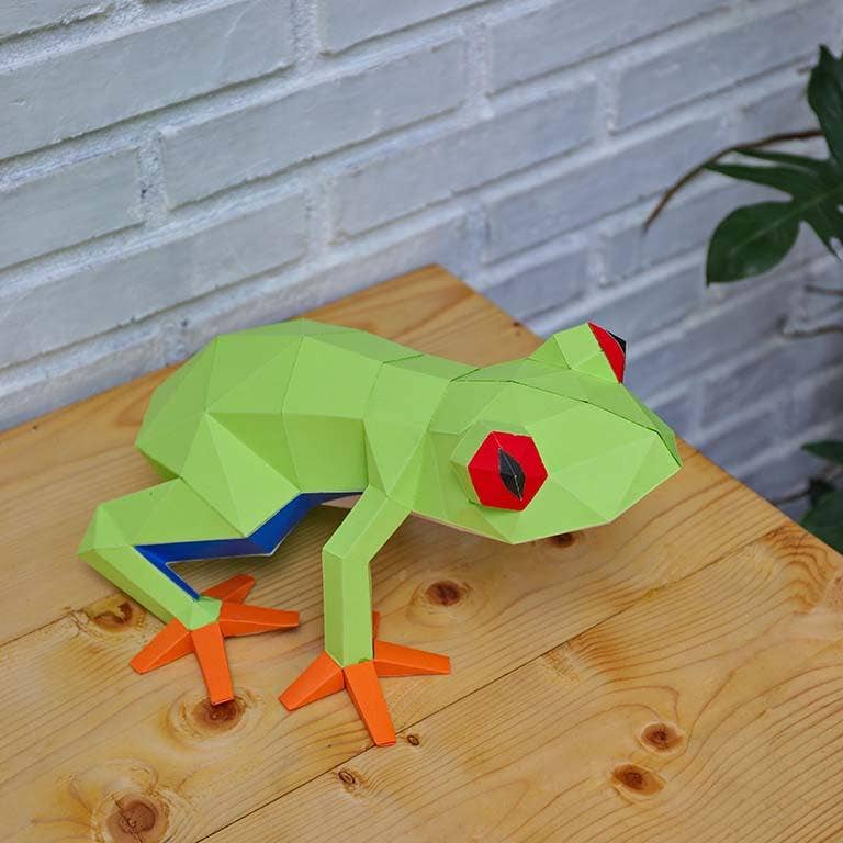 PAPERCRAFT WORLD – wholesale DIY craft kit – Frog 3D Unique Table Lamps Origami Model10