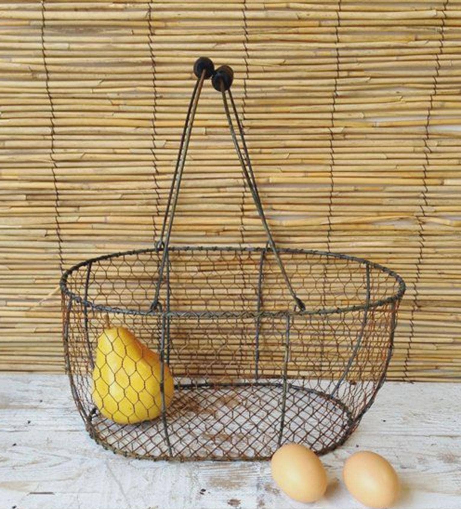 Home Kreation by KK dba Kraft Klub – wholesale Basket – Oval Chicken Wire Basket with Folding Handles1