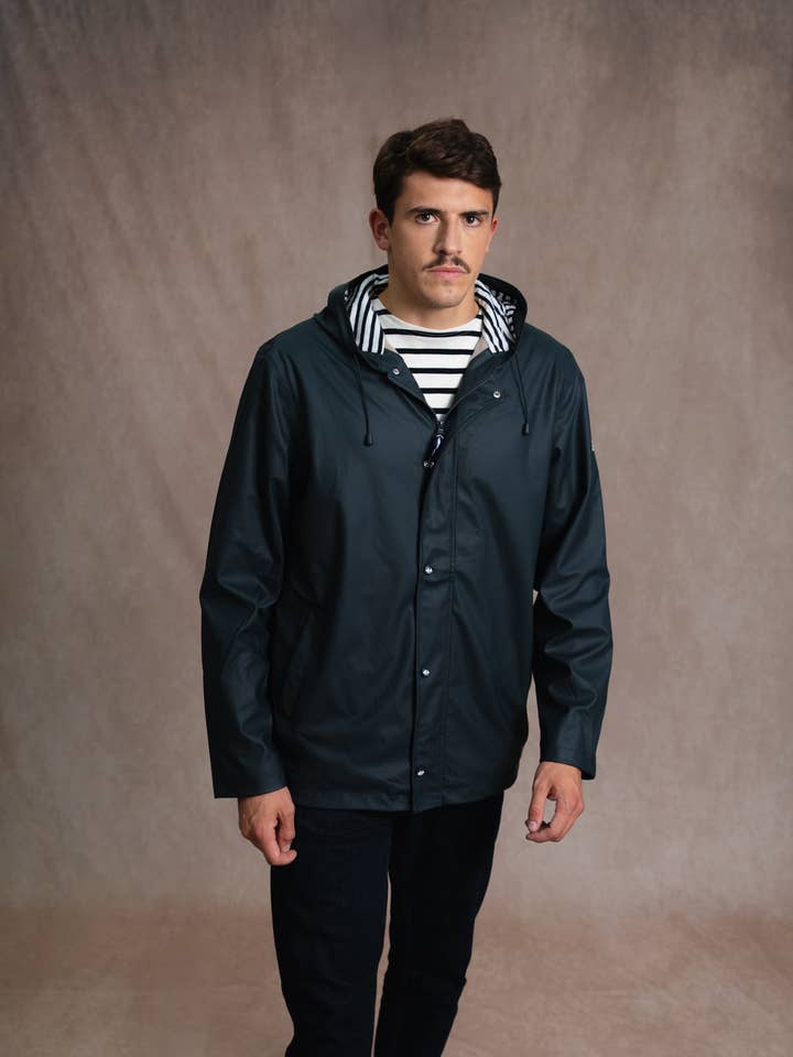 G42STRATUS, Unisex lynlås regnfrakke med hætte og syninger for engroshandel hos Hublot Mode Marine
