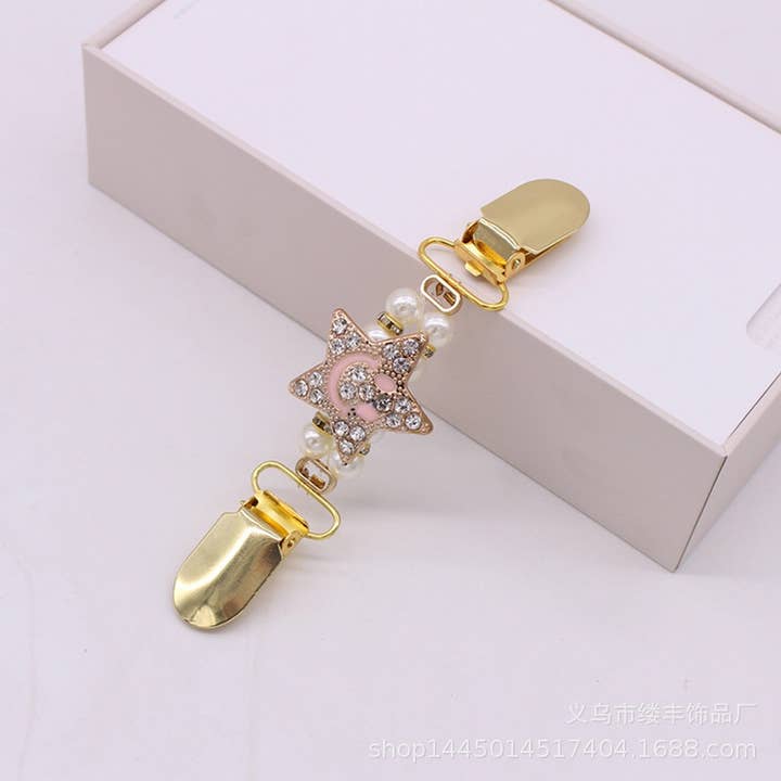 ACCITY - Wholesale Scarf Clip - Women's - POPULAR HIGH-GRADE PEARL SWEATER CLIP SHAWL CLIP_CWMM22074