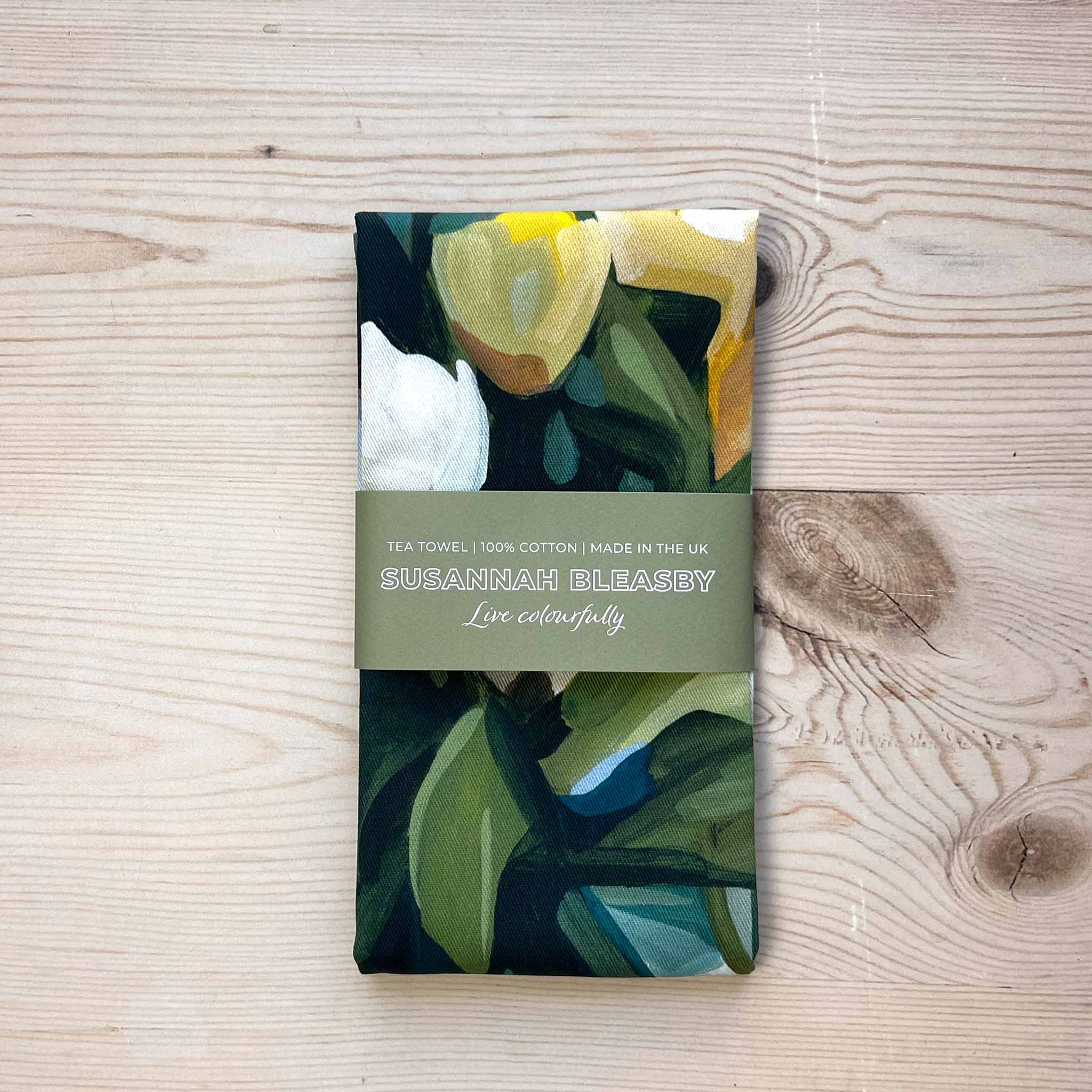 Susannah Bleasby Art - Wholesale Tea Towel - Cotton tea towel | Floral tea towel | 'Ophelia'2