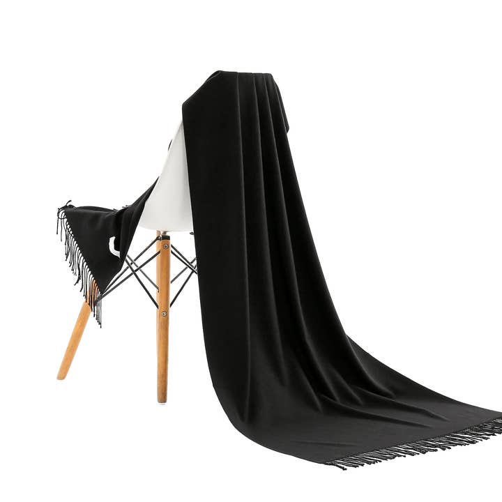 Emilie collection – wholesale Halsduk - Dam – Pashminasjal svart1
