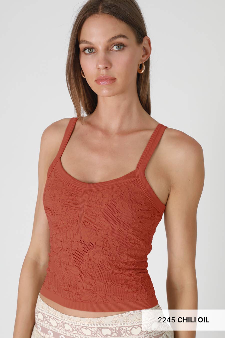 NIKIBIKI - Venta al por mayor Jersey corto de punto - Mujer - NS8318 - Top de encaje con cuello en V18