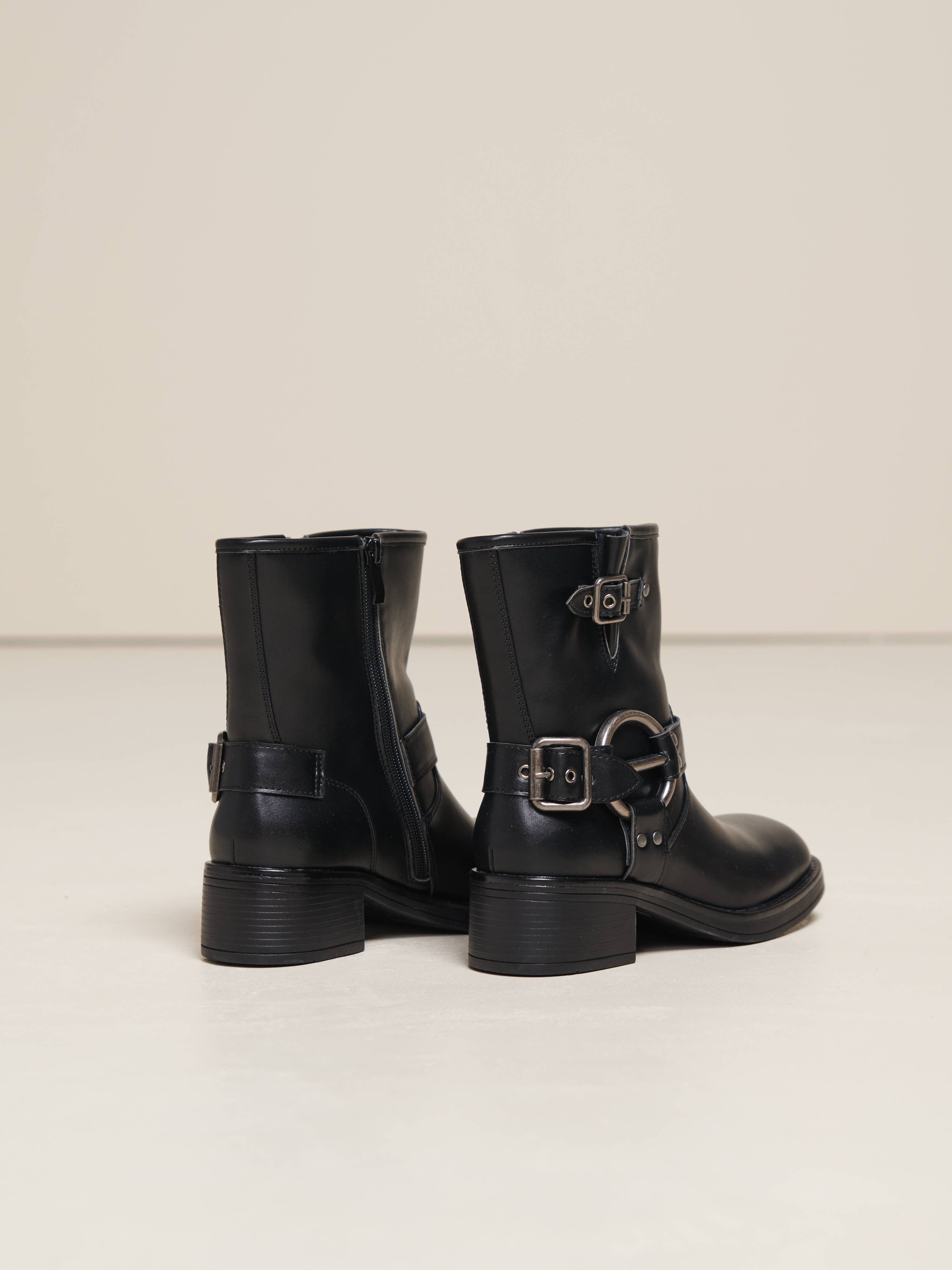 Black 249941 - BOTAS 100%PU for wholesale on Faire3