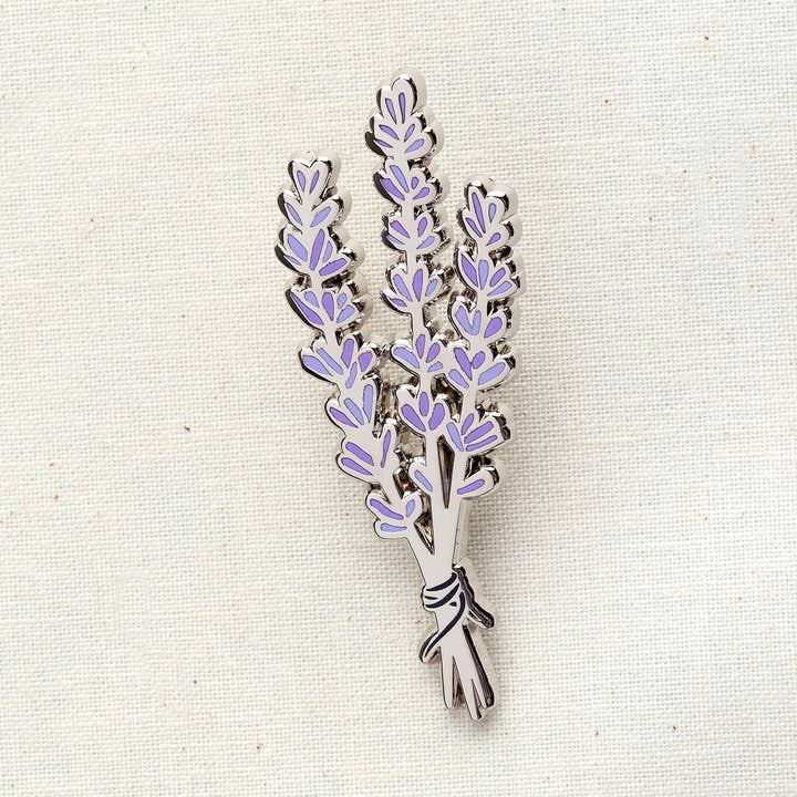 Pino de esmalte lavanda por atacado de Wildship Studio