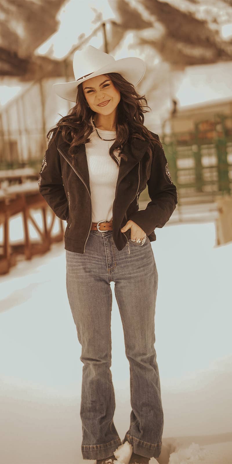 Black Ladies' Jacket L-25309 for wholesale on Faire1