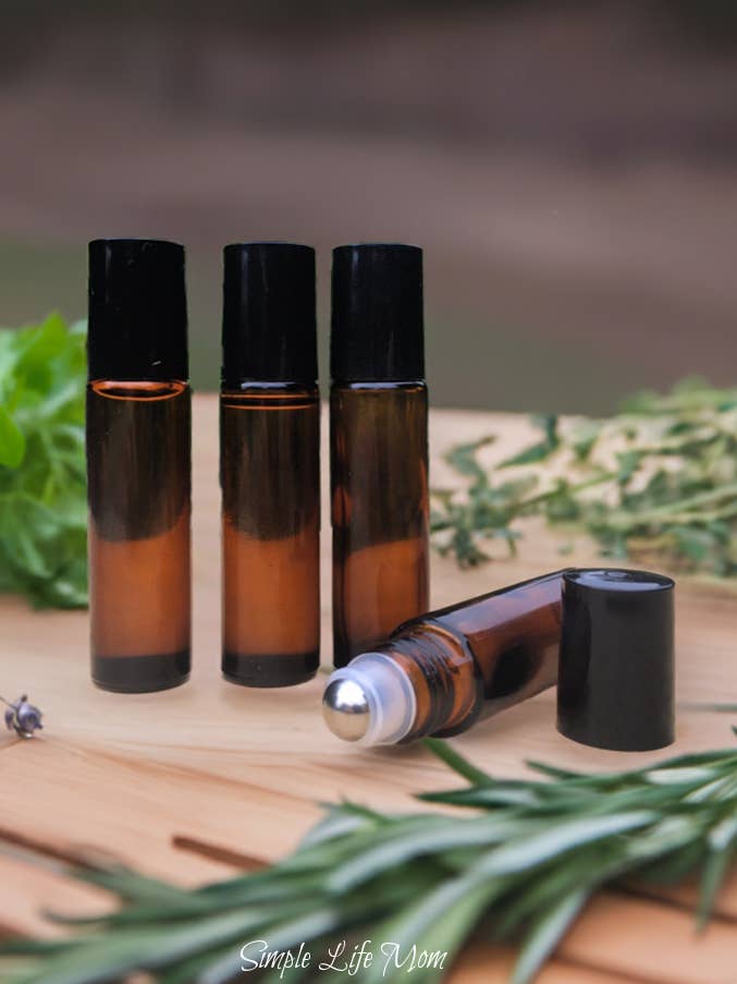 Set regalo BENESSERE OLI ESSENZIALI - Sollievo dal mal di testa, Potenziatore del sistema immunitario, Aiuto per il sonno, Miscela calmante di oli essenziali, aromaterapia naturale e biologica. per la vendita all'ingrosso da parte di Simple Life Mom