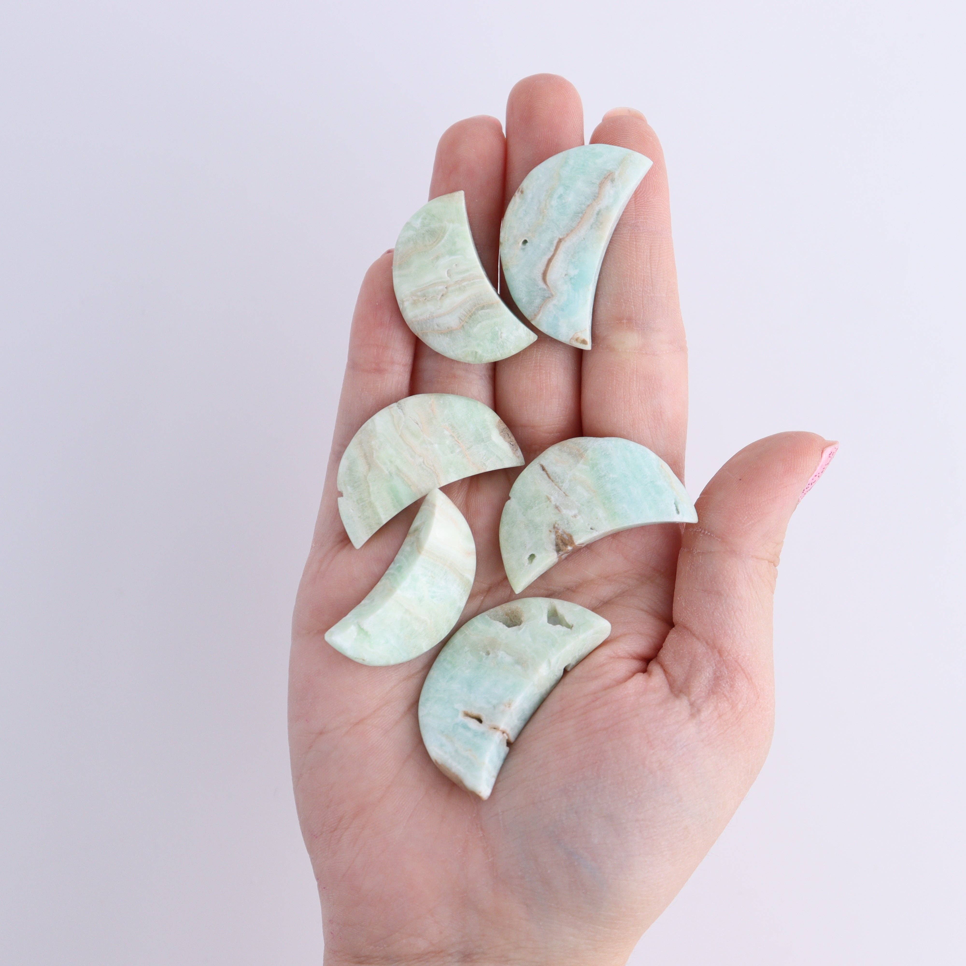 Mi Esperanza Minerals - Wholesale Spiritual Stone/Crystal - One Caribbean Calcite Little Moon2