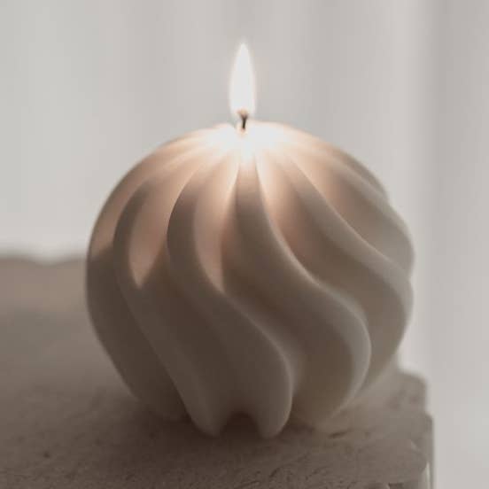 Spirale Candle for wholesale by La Mèche
